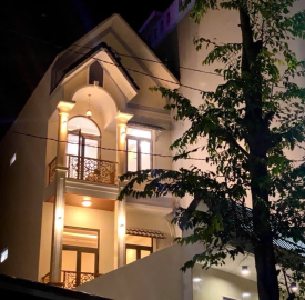 🏠 Nhà 3 tầng sang trọng – Chú Hiếu, KDC Diệu Hiền, TP. Cần Thơ