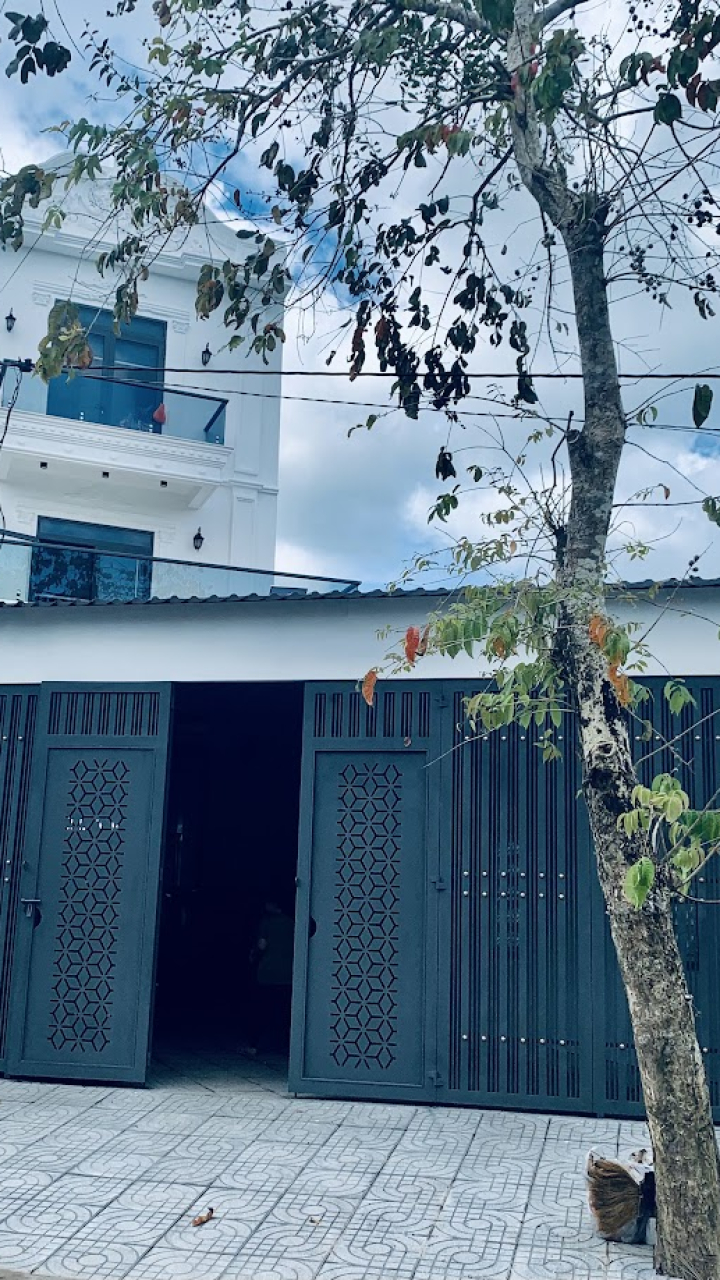 Nhà phố 3 tầng – Ms. Uyên, Xã Đông Phước, Hậu Giang