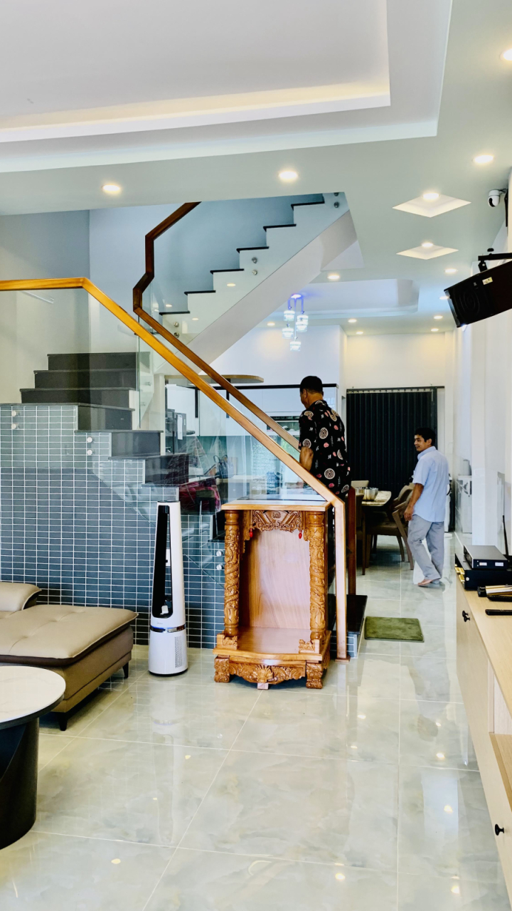Nhà phố 3 tầng – Ms. Định, Khu dân cư Phước Thới, TP. Cần Thơ