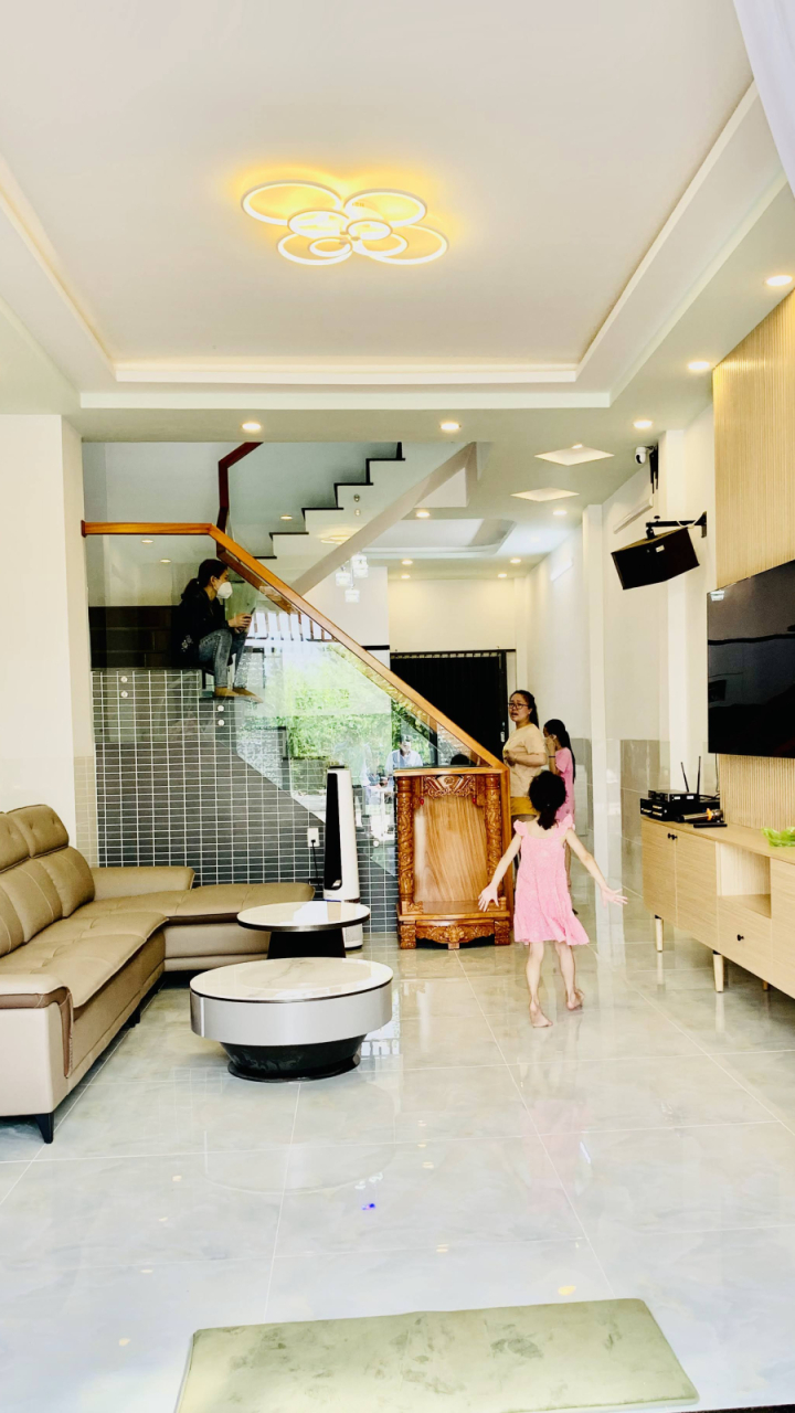 Nhà phố 3 tầng – Ms. Định, Khu dân cư Phước Thới, TP. Cần Thơ